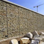 Gabions en pierre brute de Bourgogne