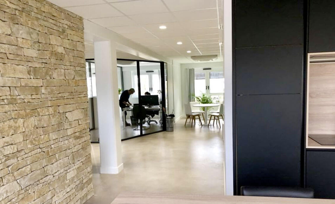 Parement mural réalisé en pierre de Bourgogne