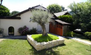 élément décoratif pierre à muret aménagement paysager