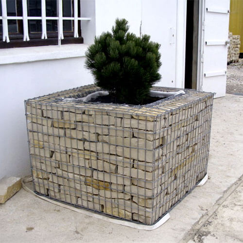 Jardinière pierre naturelle de Bourgogne Jardinière réalisée en gabions en pierre de Bourgogne