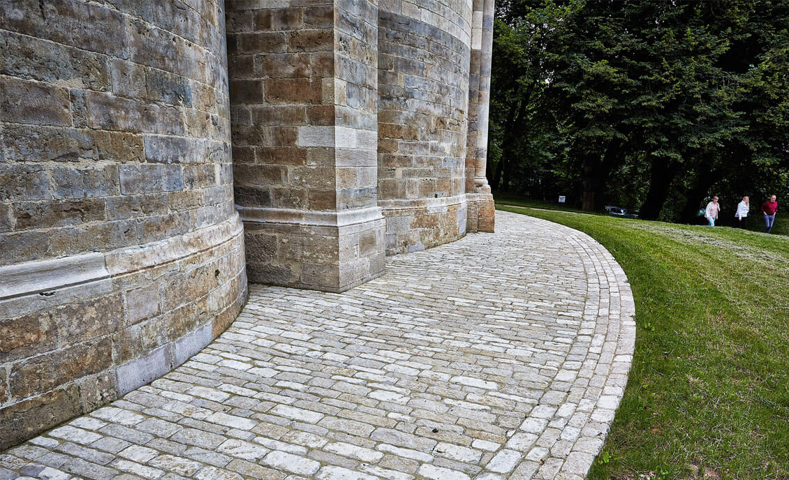 Pavés à l'ancienne en pierre naturelle